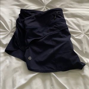 Lululemon Speed Shorts. 2.5” Size 10